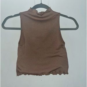 Trendy Cute Form Fitting Crop Top!